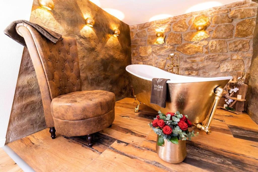 Chalet Vitaspa - Whirlpool & Sauna Privatspa Pegnitz Exterior photo